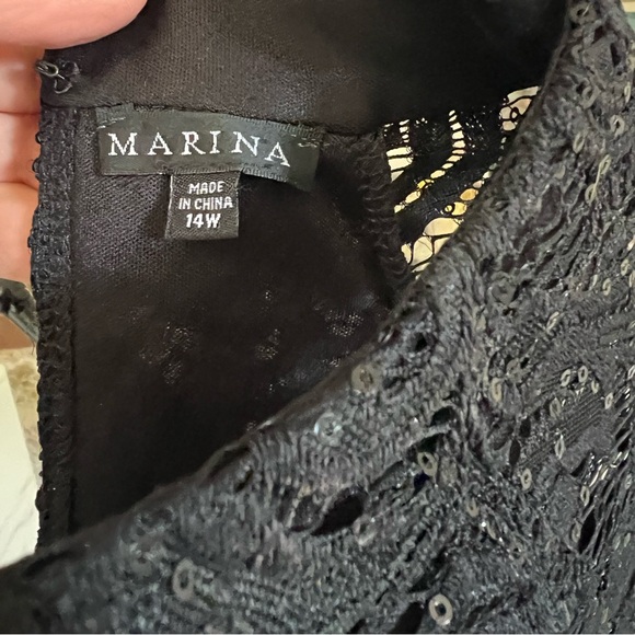 Black dress - Picture 2 of 4